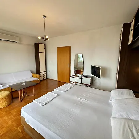 Apartment Neno